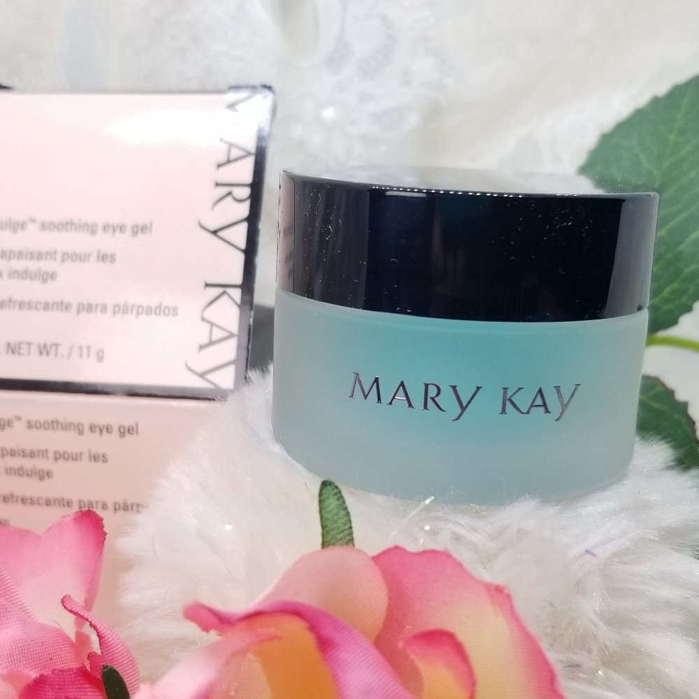 Indulge soothing eye gel